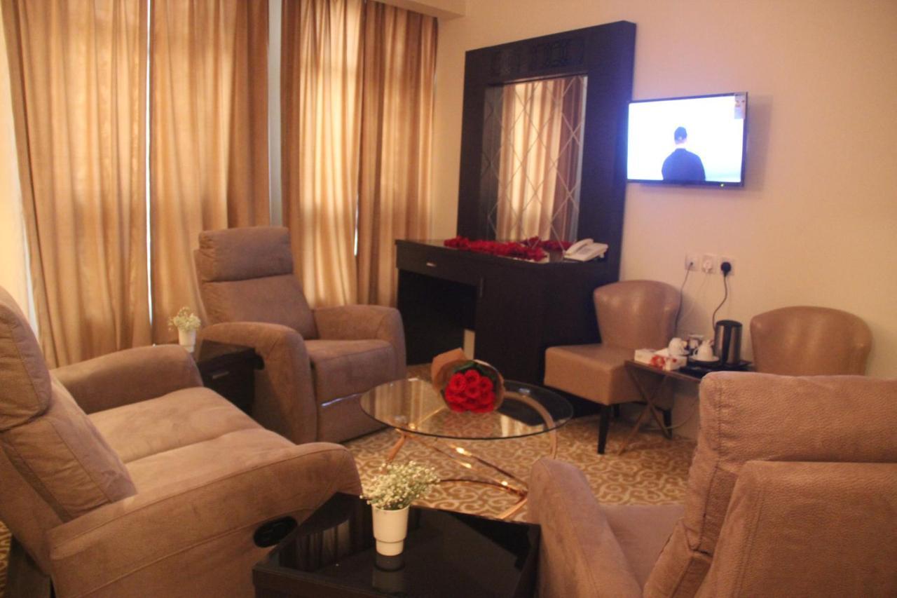 Al Bayraq Hotel Мекка Экстерьер фото